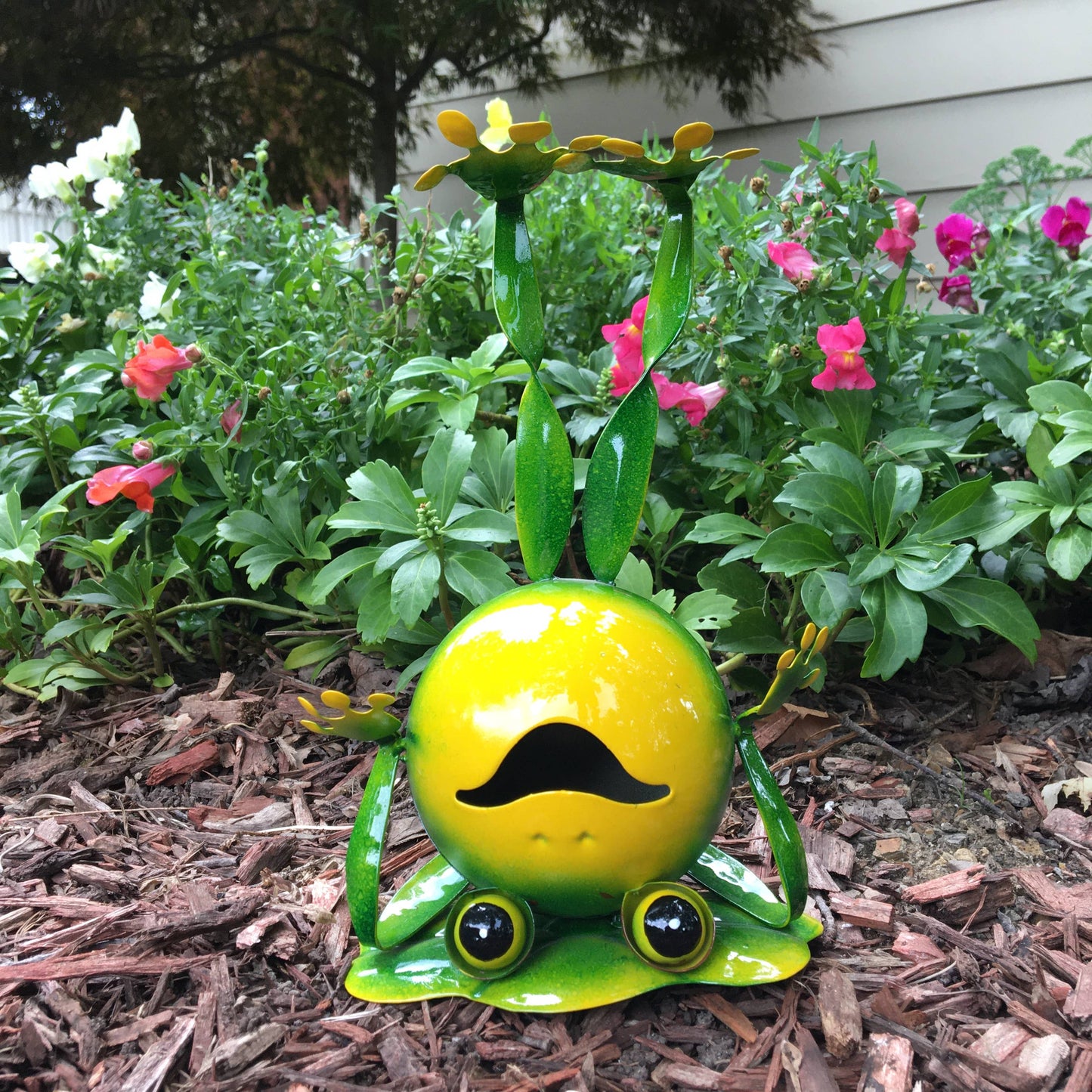 10" Iron Frog Standing On Head