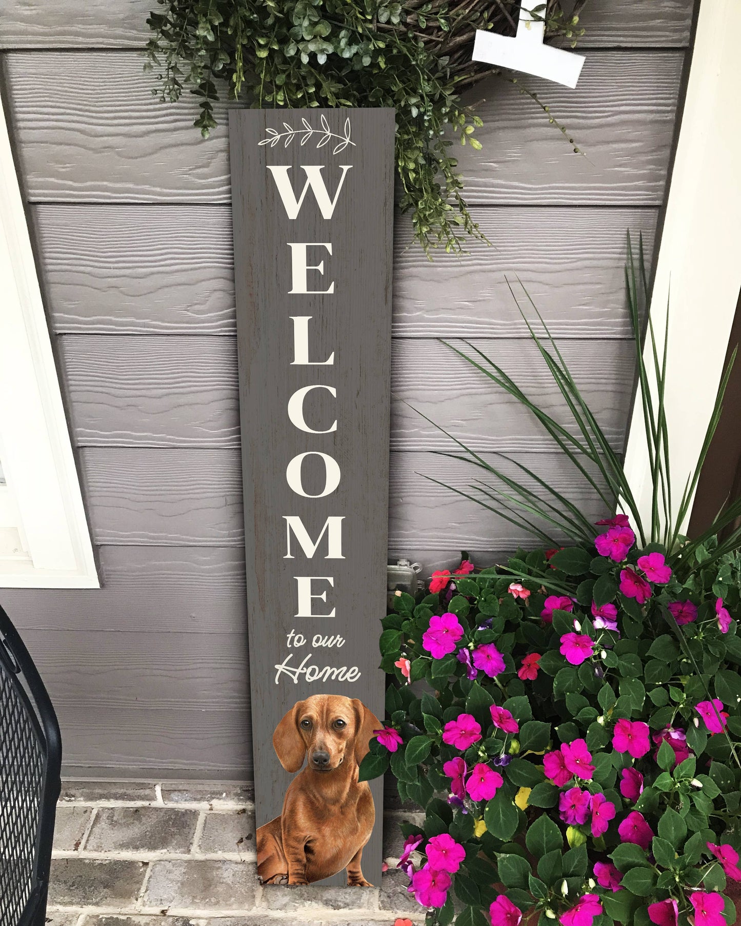 Dachshund, red Welcome sign