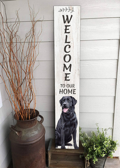 Lab, black Welcome sign