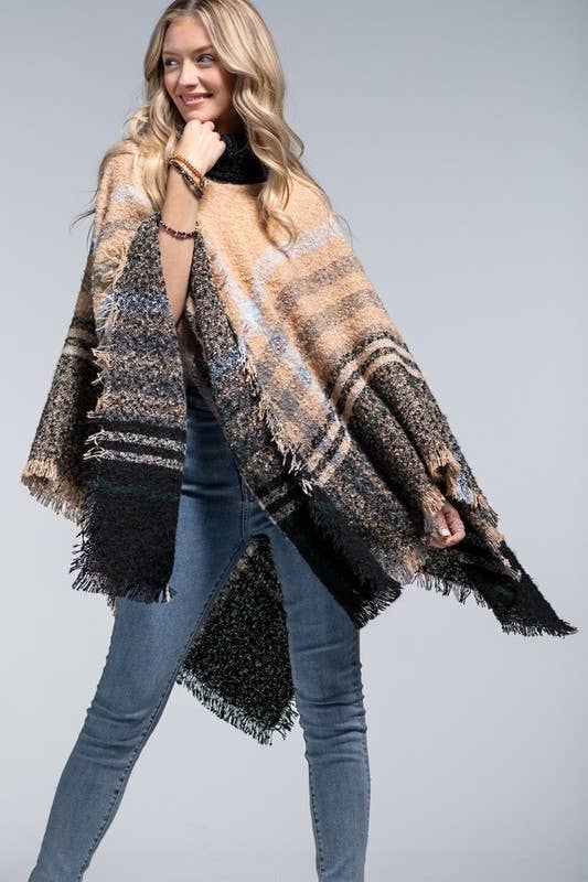 Soft Boucle Yarn Plaid Poncho
