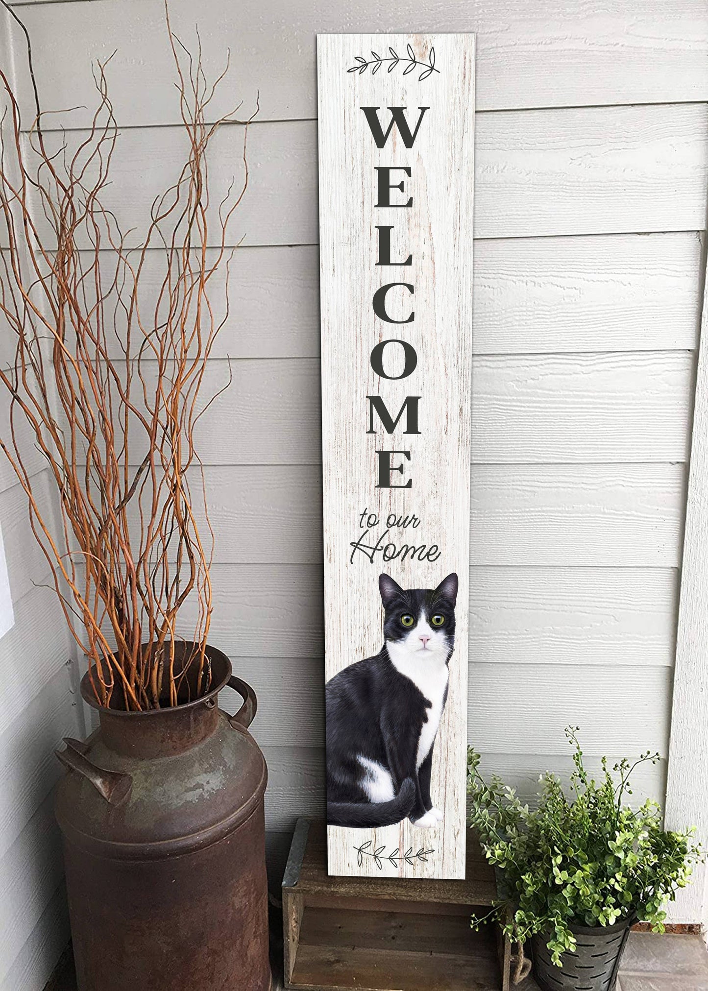 Cat, Black and white Welcome sign
