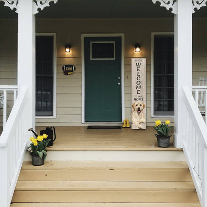 Lab, yellow Welcome sign