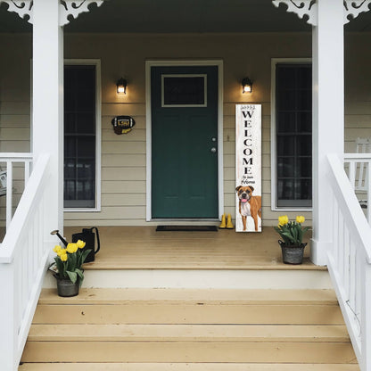 Boxer Welcome sign