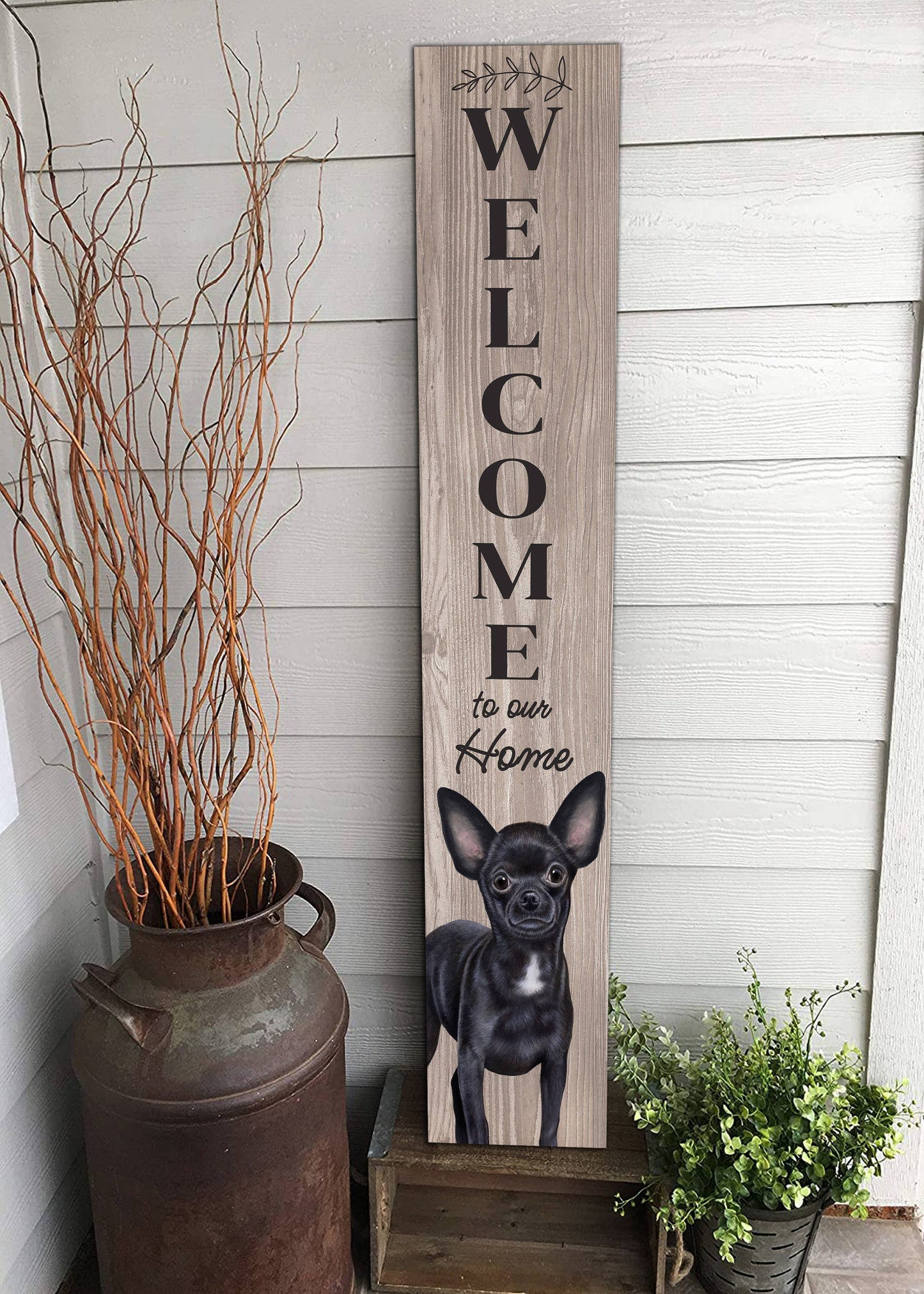 Chihuahua, dark Welcome sign